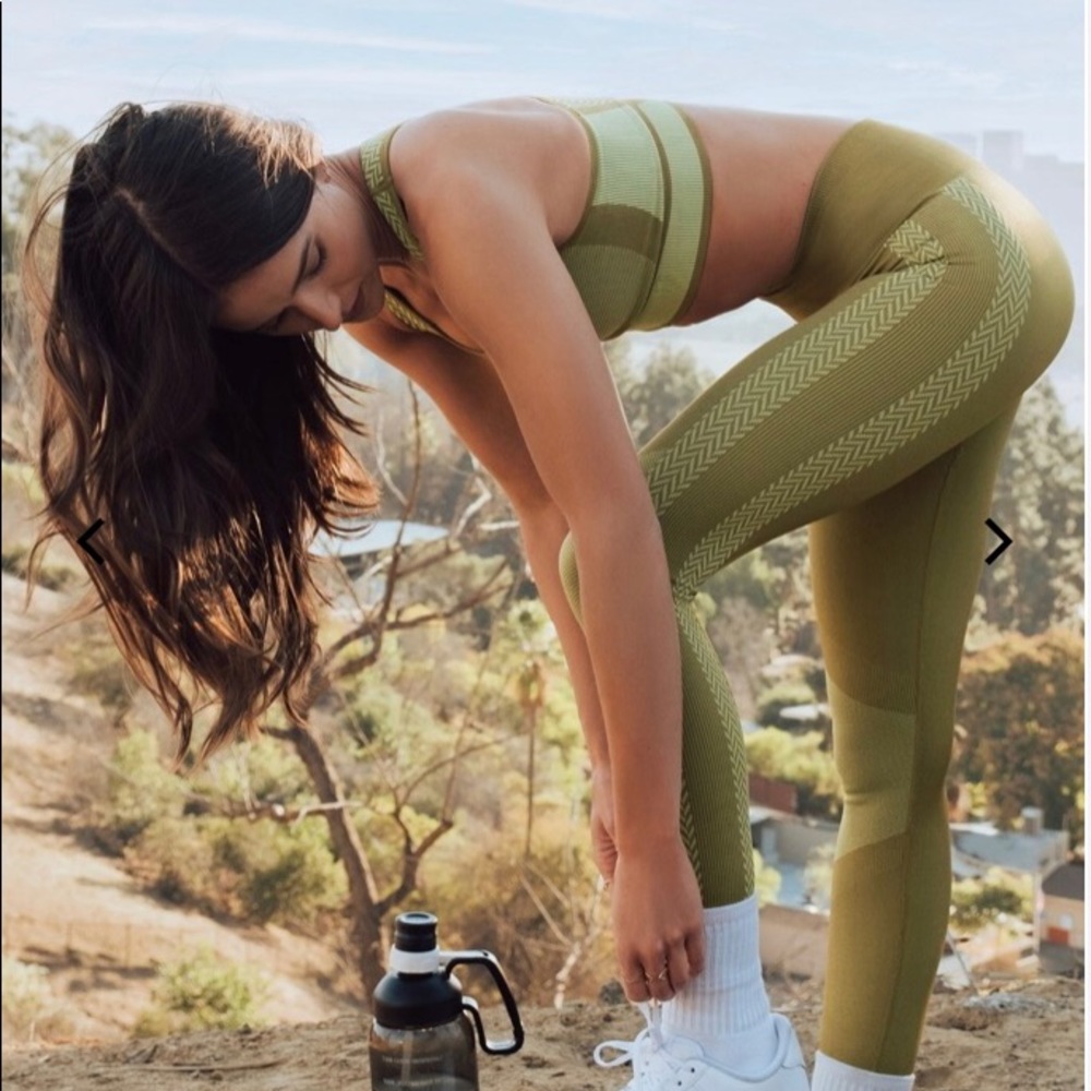 Fabletics High Waisted Seamless Check Legging